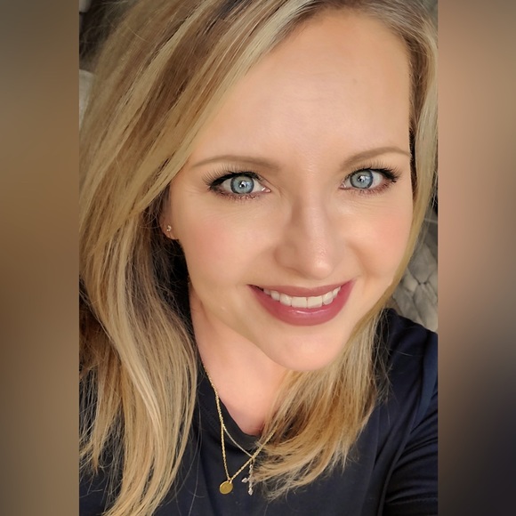 Meet your Posher, Regina - Picture 1 of 1